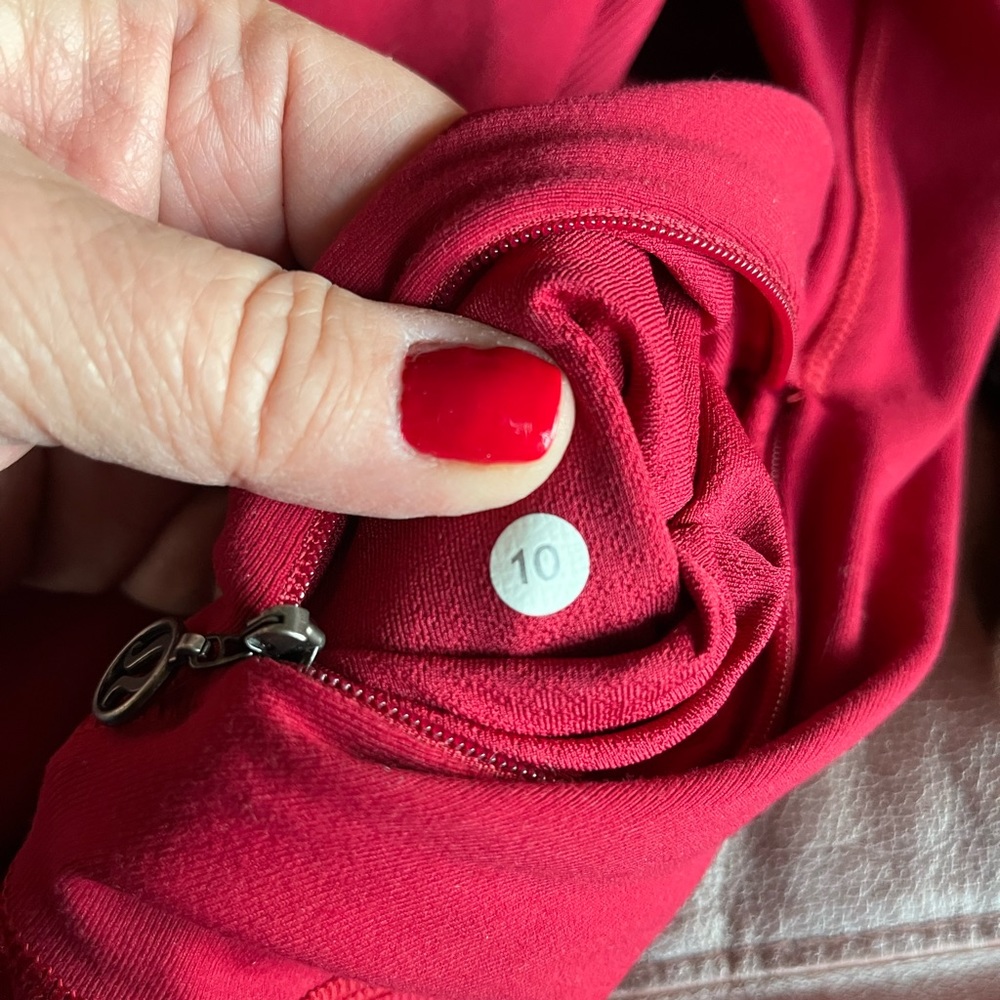 🍒LULULEMON BHAKTI Jacket CRANBERRY RED sz 10 Double Zip Yoga Define - Picture 3 of 4